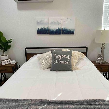 Country Charmer Single Story Cottage Pet Friendly Loomis المظهر الخارجي الصورة